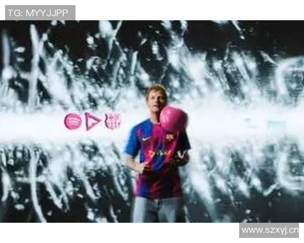 黄老板分享8岁与34岁穿巴萨球衣对比照引发粉丝热议 黄老板分享8岁与34岁穿巴萨球衣对比照引发粉丝热议