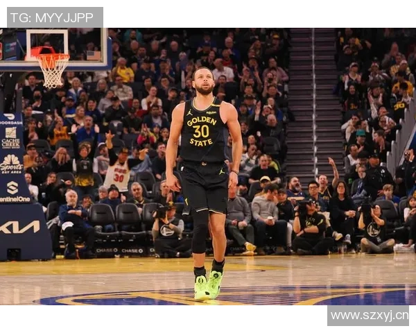 库里38分2板全力以赴上脚进口鞋是否暗示新目标 库里38分2板全力以赴上脚进口鞋是否暗示新目标